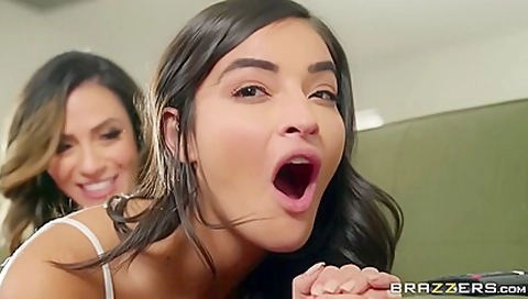 Babysitter XXX Videos (307)