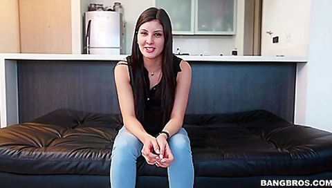 Striptease XXX Videos (7915)