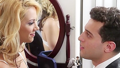 Lyla Storm, Devon Lee And Johnny Castle - Banging Busty Blonde