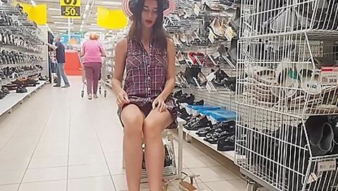 The Lady In A Hat Without Panties In The Store Walmart