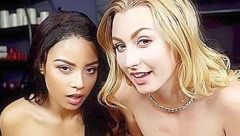 Game Of Truth Or Dare Leads To A Vr Threesome - Maya Bijou And Alexa Grace