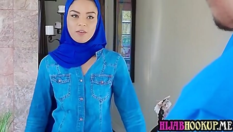 Maya Bijou In Movers Discover That Arab Hijab teen 18+ Is A Freak